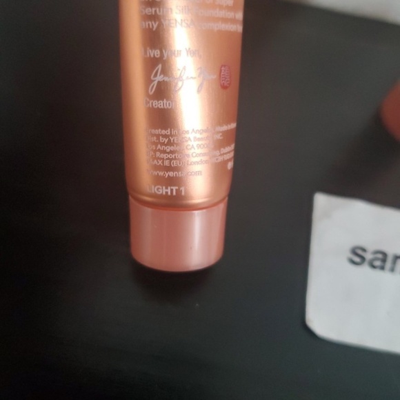 YENSA BEAUTY Super Serum Silk Foundation Light 1, 0.34oz x3 - Picture 5 of 5